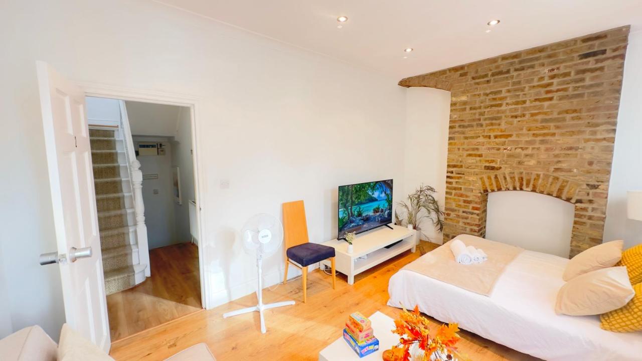 Wembley Stadium Maisonette - Ferienwohnung London