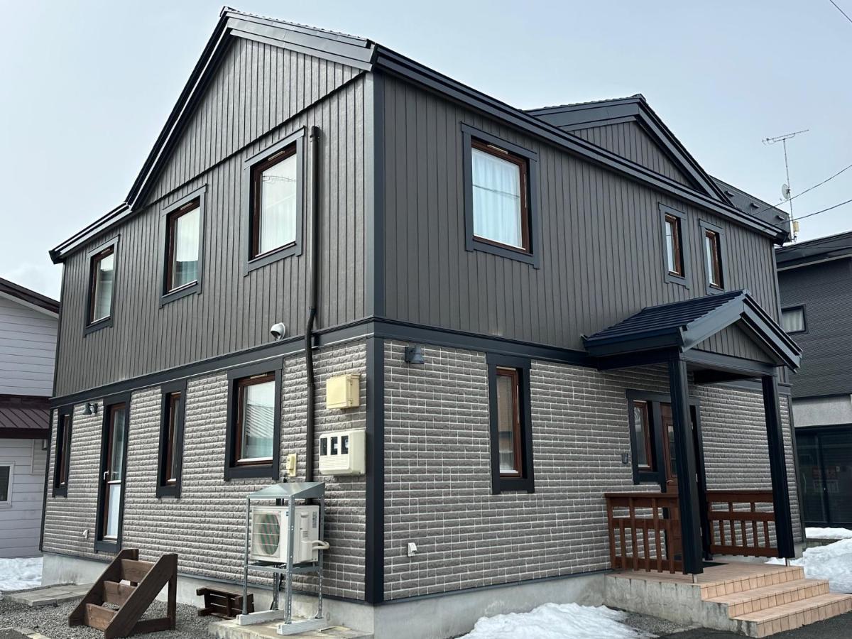 Chalet Yutaka - Bed and Breakfast Furano