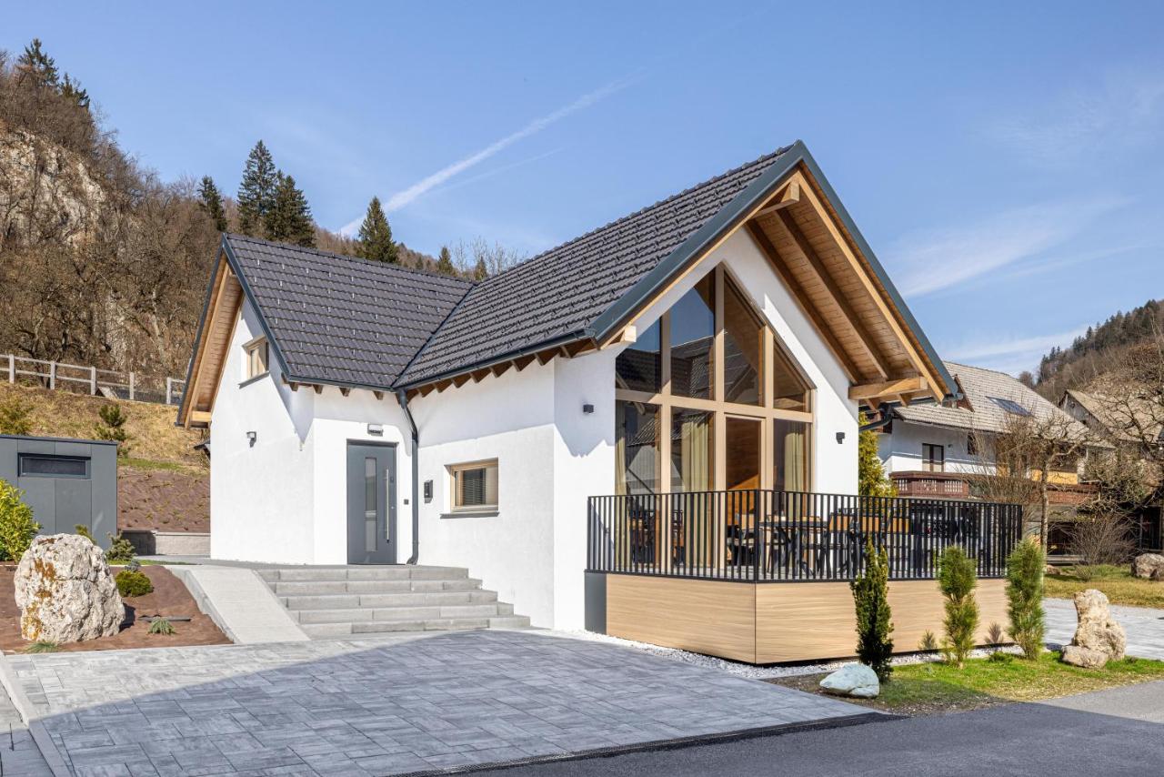 Chalet Bela - B&B Bohinjska Bela
