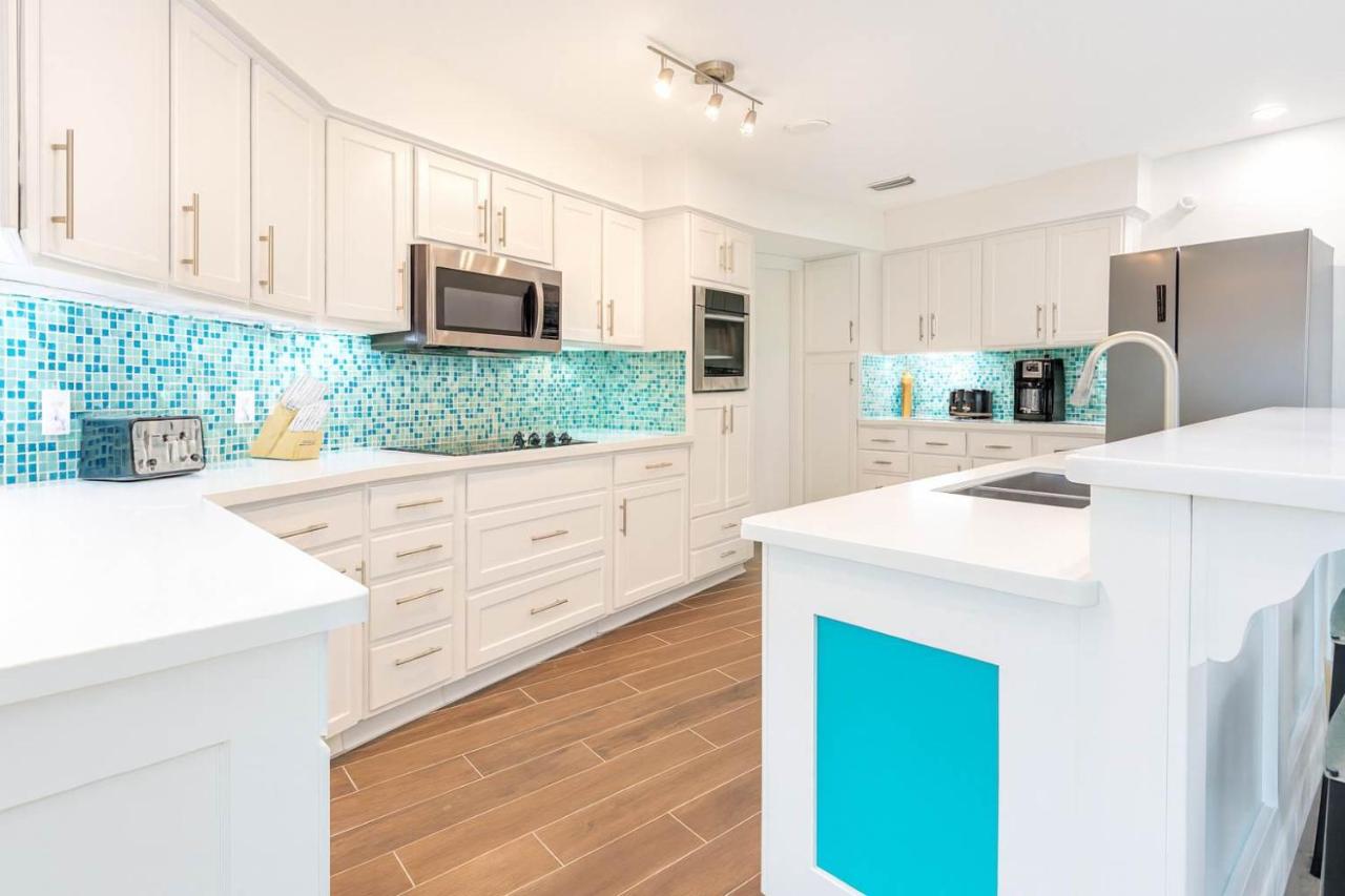 Huge Beachview Home-Pool-Updated - Ferienwohnung South Padre Island