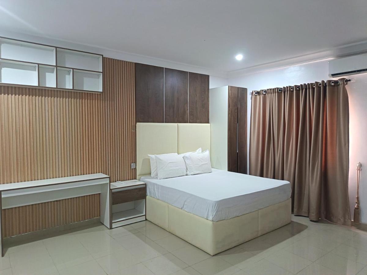 Kbazzaparments Unit3 - B&B Ibadan