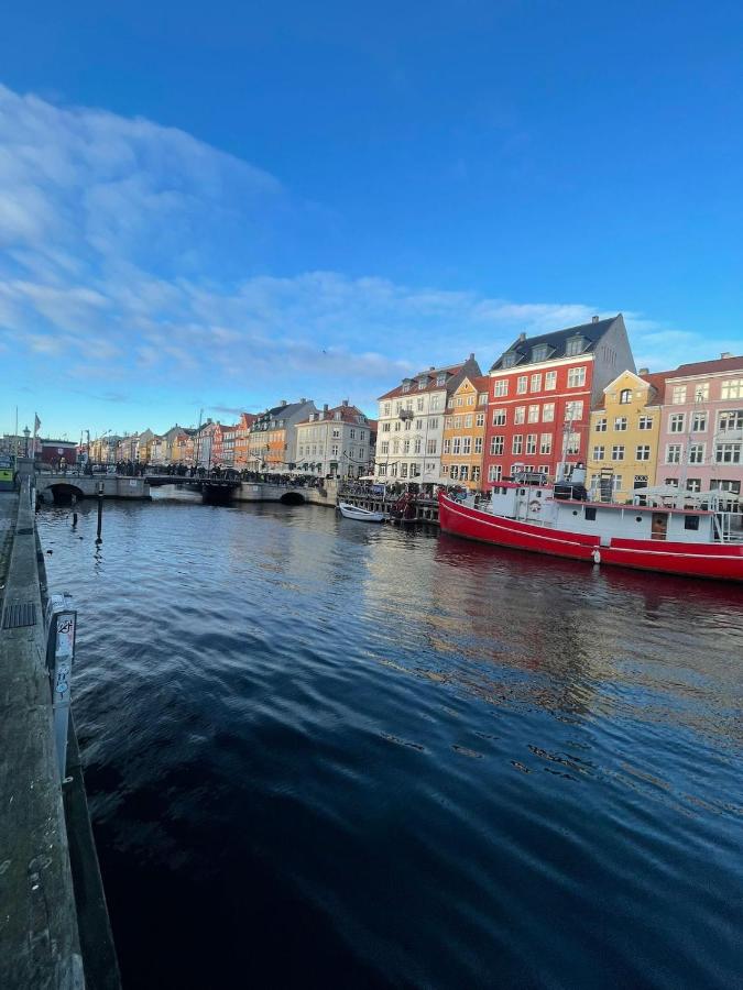 6 Prs Renovated Nyhavn Apt I Exclusive & Rare Find - Chambres d'hôtes Copenhague