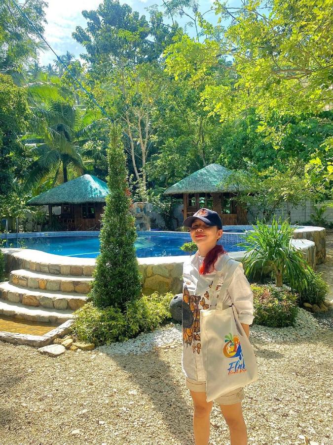 Flake Beach Resort - Bed and Breakfast Cabang Sur