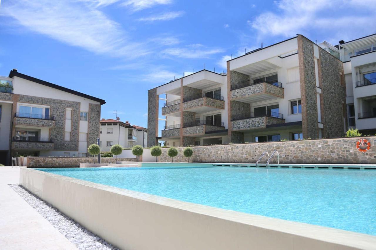Warda C6 Apartment - Chambres d'hôtes Desenzano del Garda