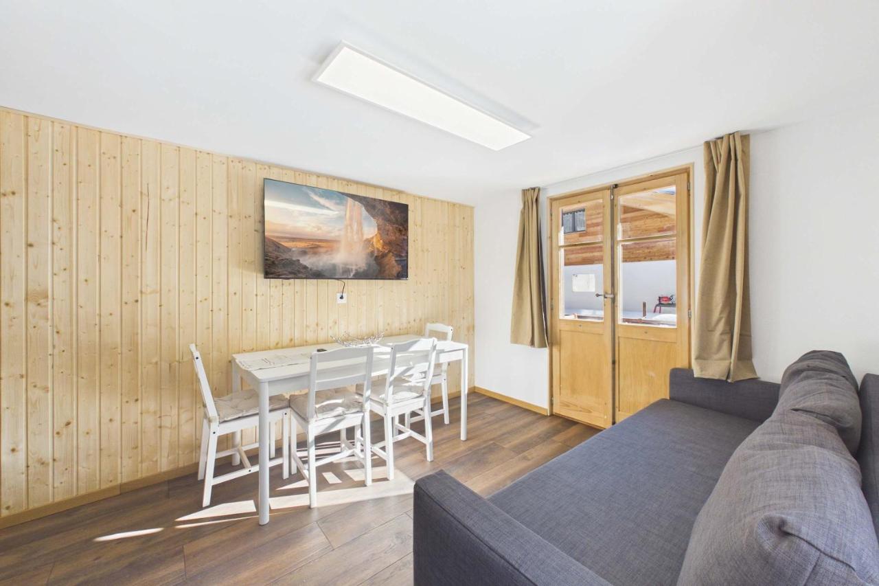 Spacious Alpine Family Apartment near Zermatt - Chambres d'hôtes Randa