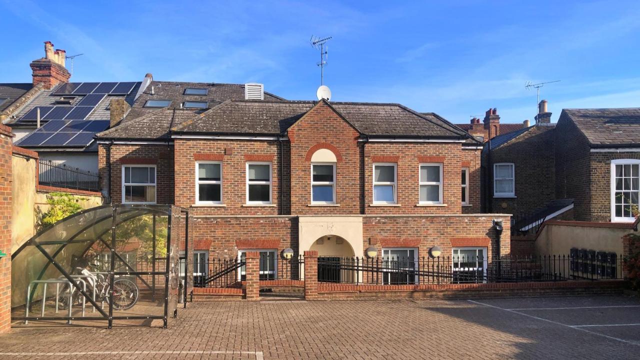 Ibis House by Viridian Apartments - B&B Richmond