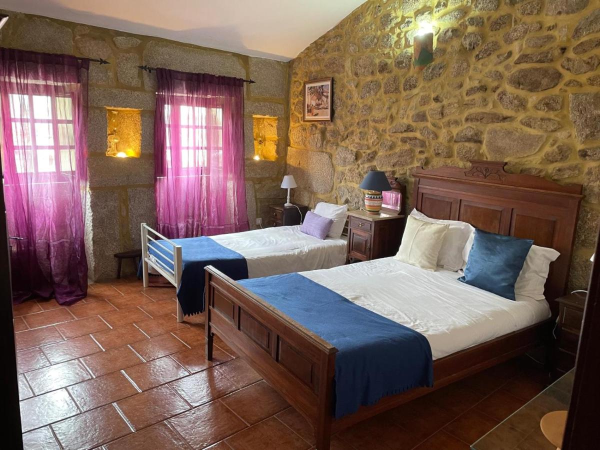 Casa da Farmácia - Bed and Breakfast Vila da Ponte