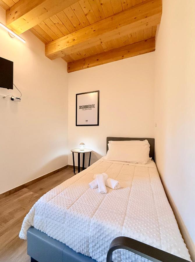 Arco Dei Pittori 2 - Ferienwohnung L'Aquila