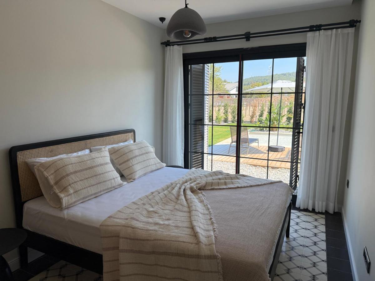 Kırmızı Bağ Resort - B&B Kuşçular