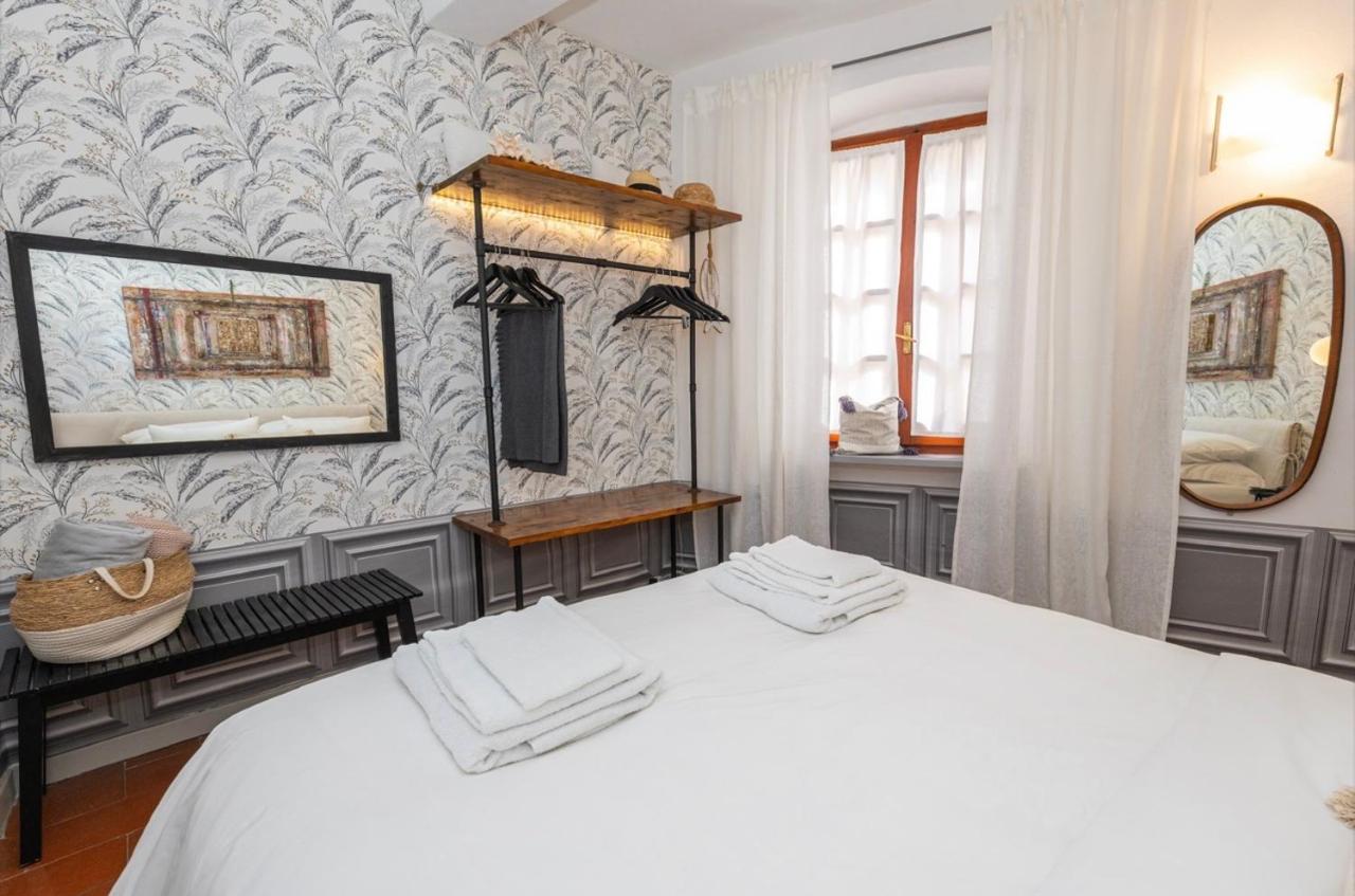5Terre - Compagnia del mare- Full Apt X 2- centro storico- 5 minuti dal mare! - Chambres d'hôtes Riomaggiore