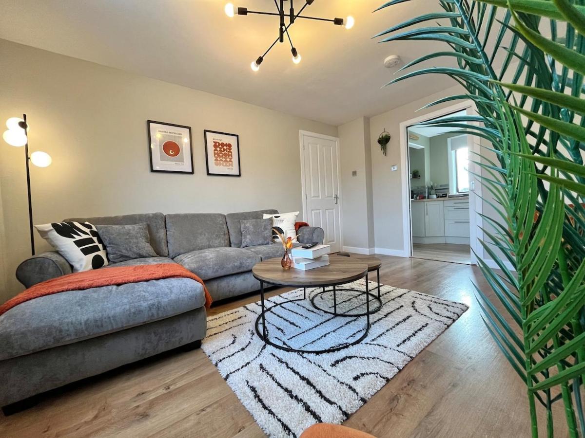 Three bed modern townhouse Wick - Sleeps 6 - Bed and Breakfast Wick