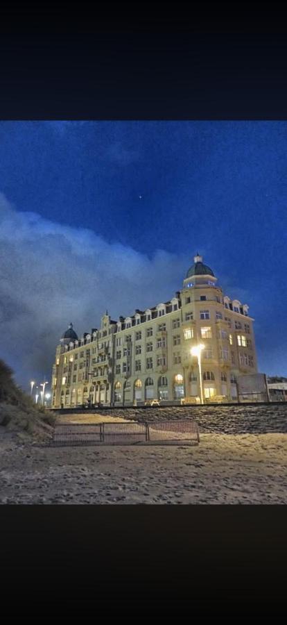 Direct aan Strand & Zeedijk - Licht Appartement 75m2 - Zeebrugge - 5 Personen - Chambres d’hôtes Bruges