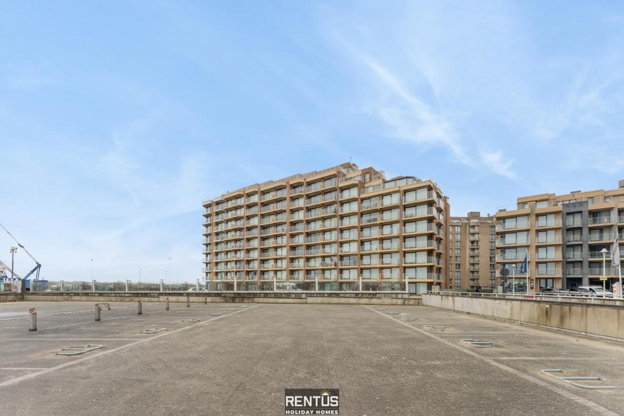 Optimist - apartment with sea view and garage - B&B Nieuwpoort