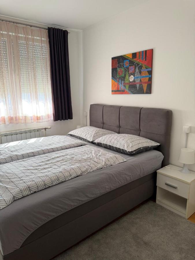 Apartment with garage Lavici - B&B Zagreb