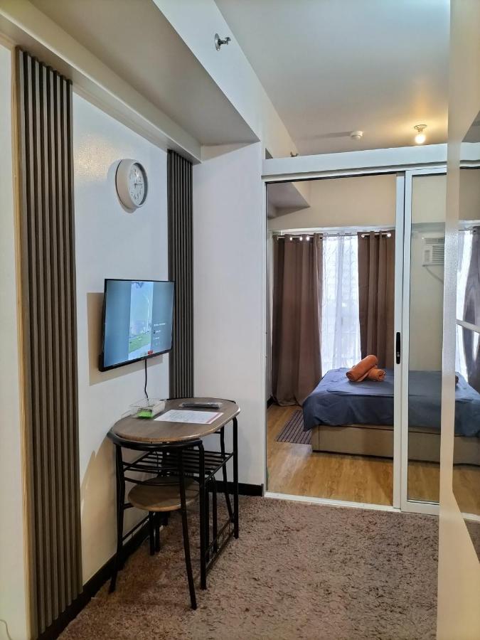 Condominium luxury with balcon ocean breeze - B&B Davao City