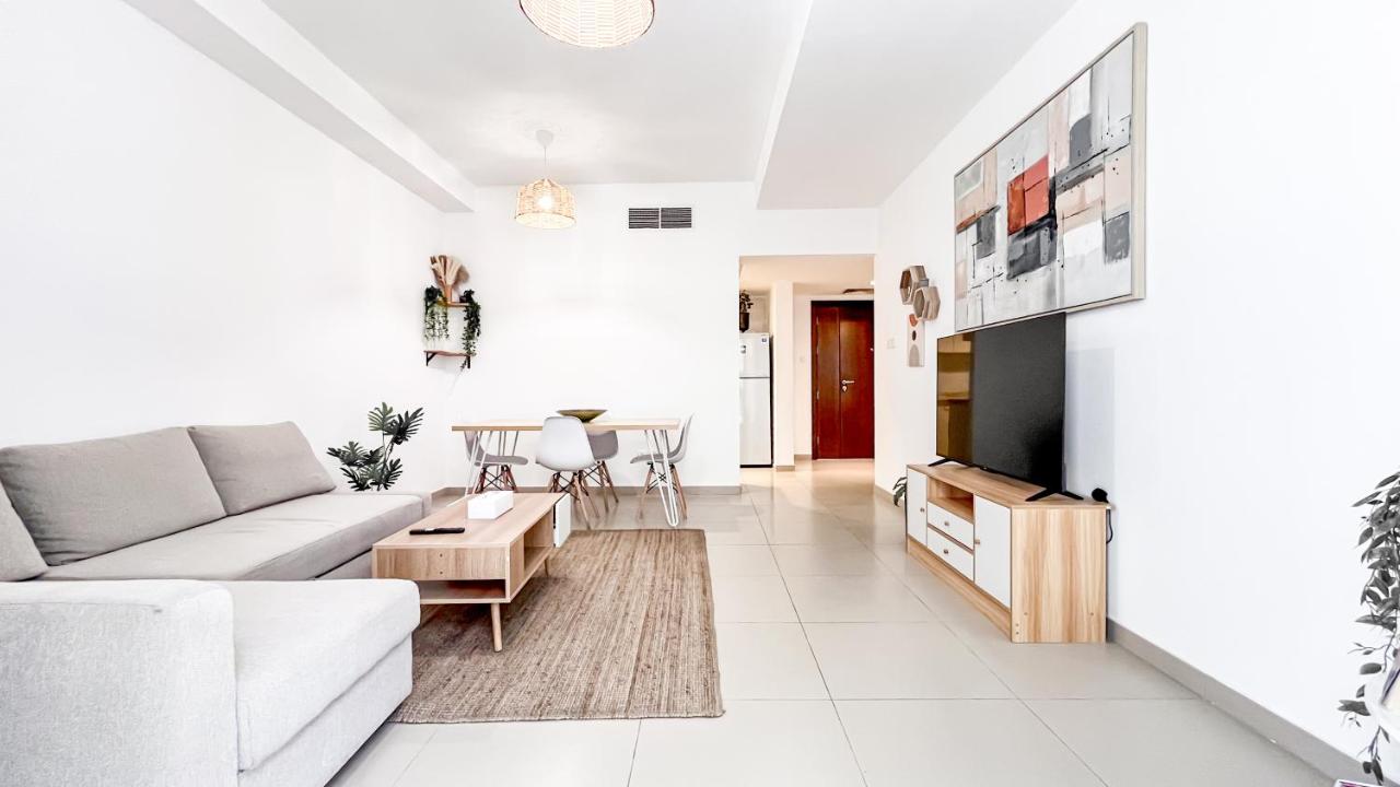 Seabreeze 1BHK Apartment at Pacific Al Marjan Island - B&B Ras Al Khaimah
