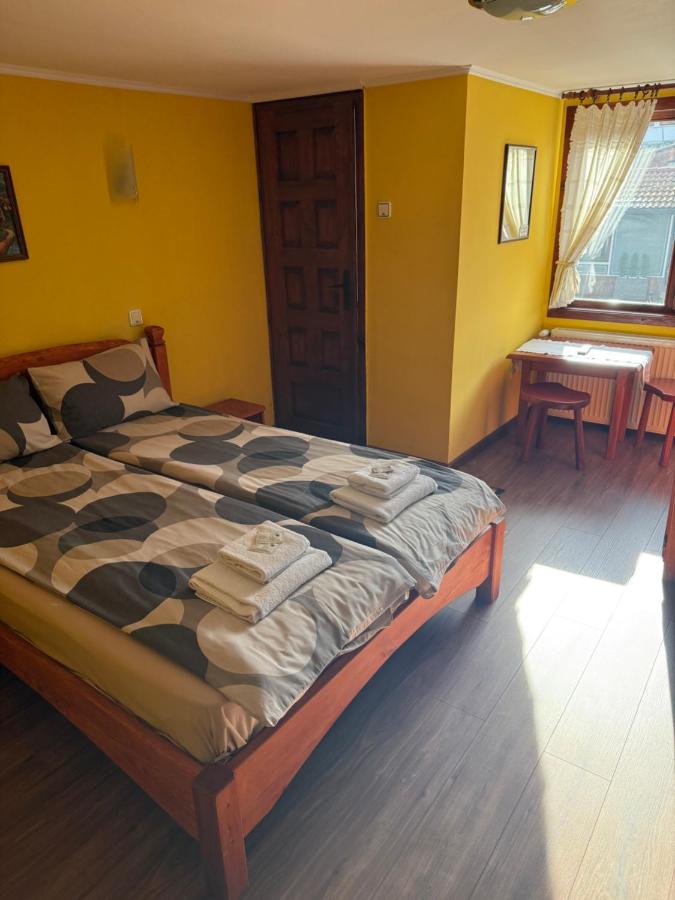 Camera Matrimoniale/Doppia con Letti Singoli