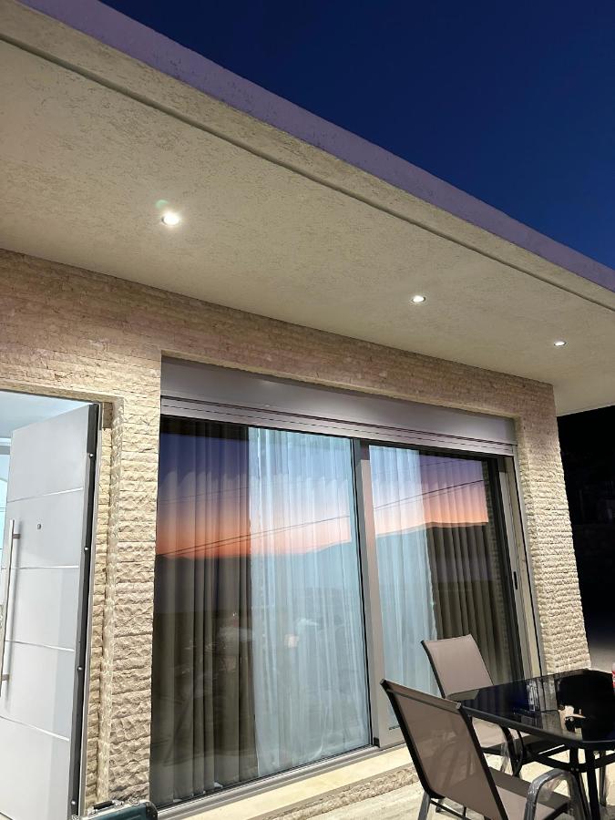 Vila Victoria - B&B Vlorë