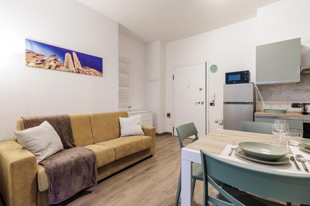 Bologna Fiere Julia Apartment Parking & Wifi - Chambres d'hôtes Bologne