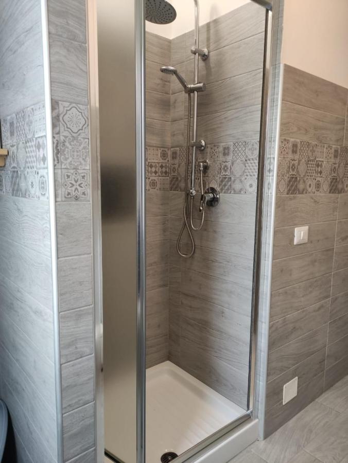 Casa Sonja - Comfortable Apartment - B&B Isca Marina