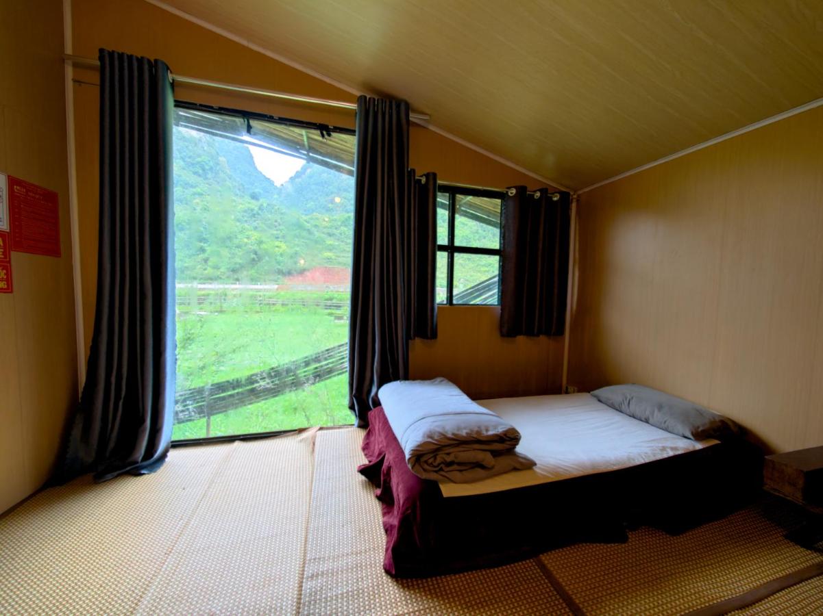 Camera Familiare con Vista Montagna