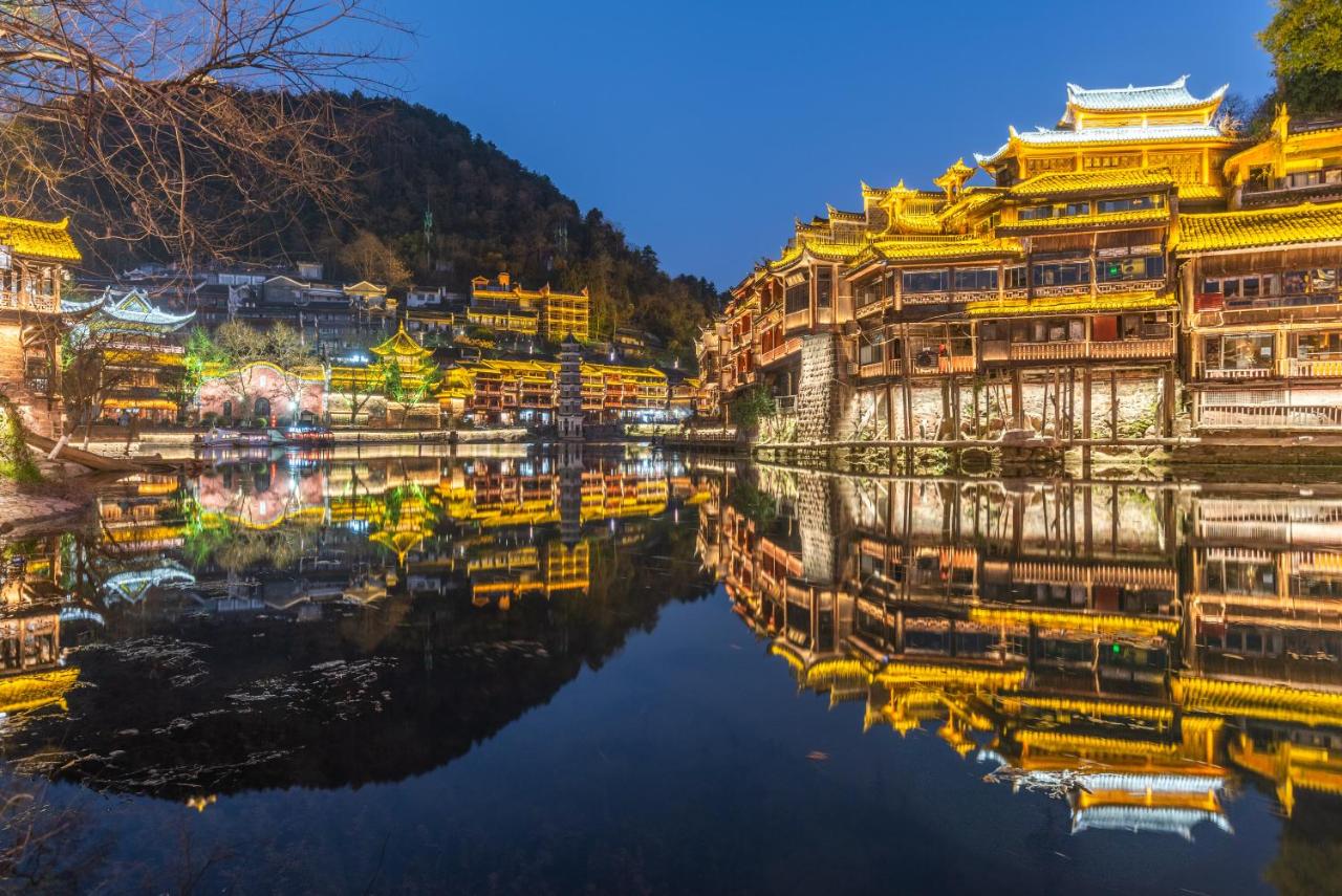Juanzi Riverview Inn, Fenghuang Ancient City