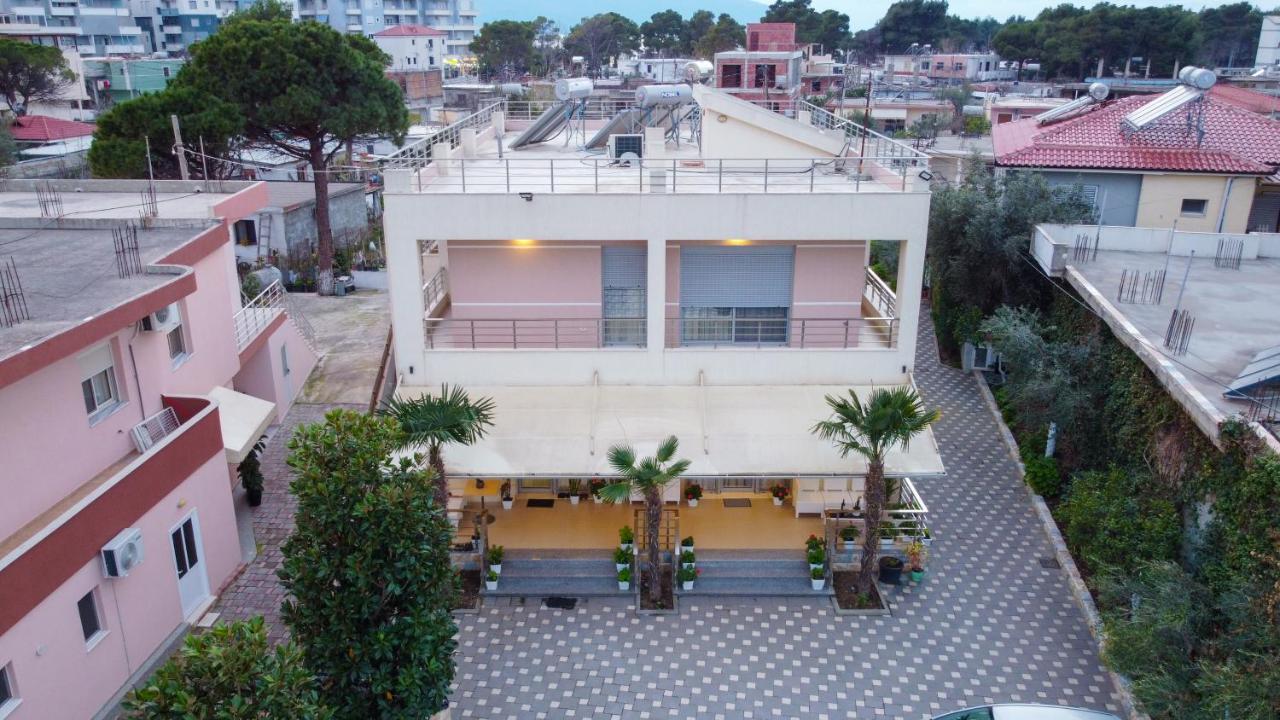 Jico Travel - Villa Lilo - B&B Vlorë
