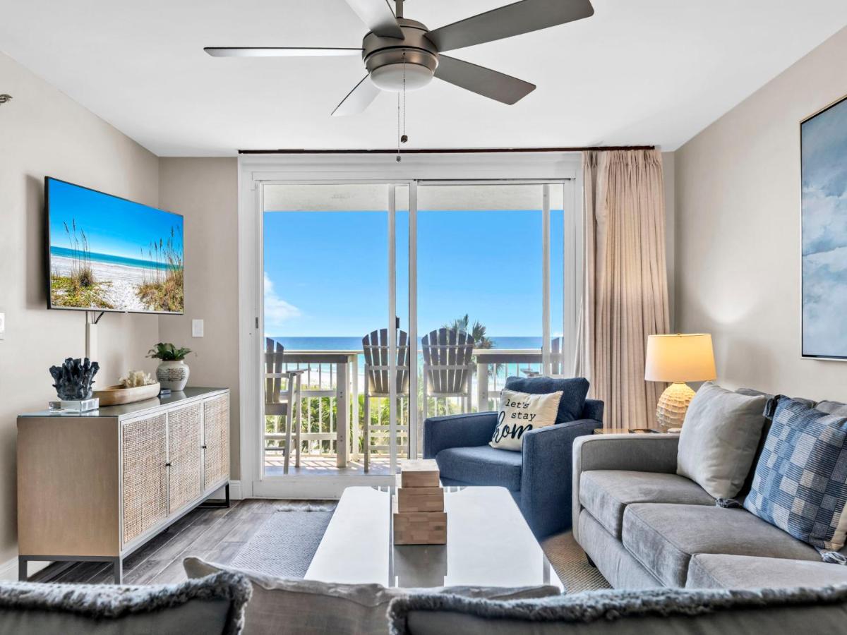 Destin on the Gulf 403 - This is a beautiful beach front condo with a great view of the gulf - Chambres d'hôtes Destin