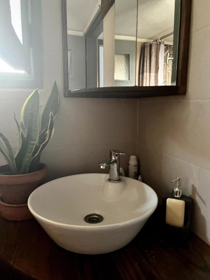 Mavrianou 180 sea view, ikarian villa - Chambres d'hôtes Vrakádes