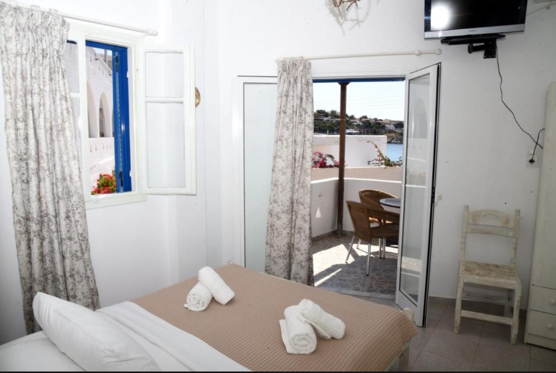 Anna Rooms Kythnos - Chambres d'hôtes Kanála