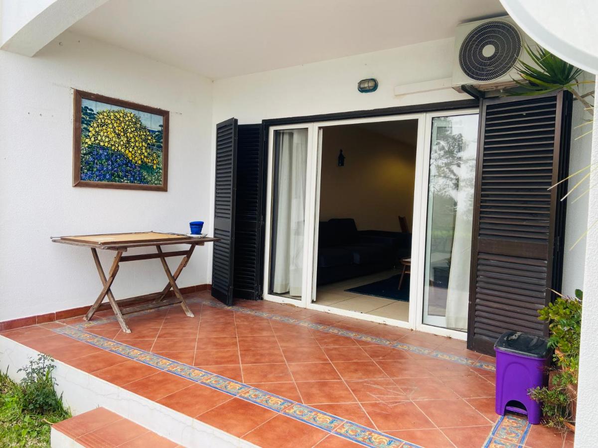 Apartment with pool 300 meters from the beach - B&B Portimão