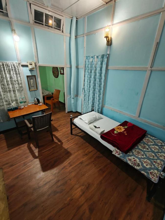 Hemalata Heritage Home - B&B Guwahati