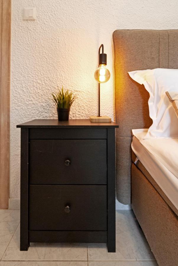 Elle luxury apartment Skala Fourkas - B&B Skála Foúrkas