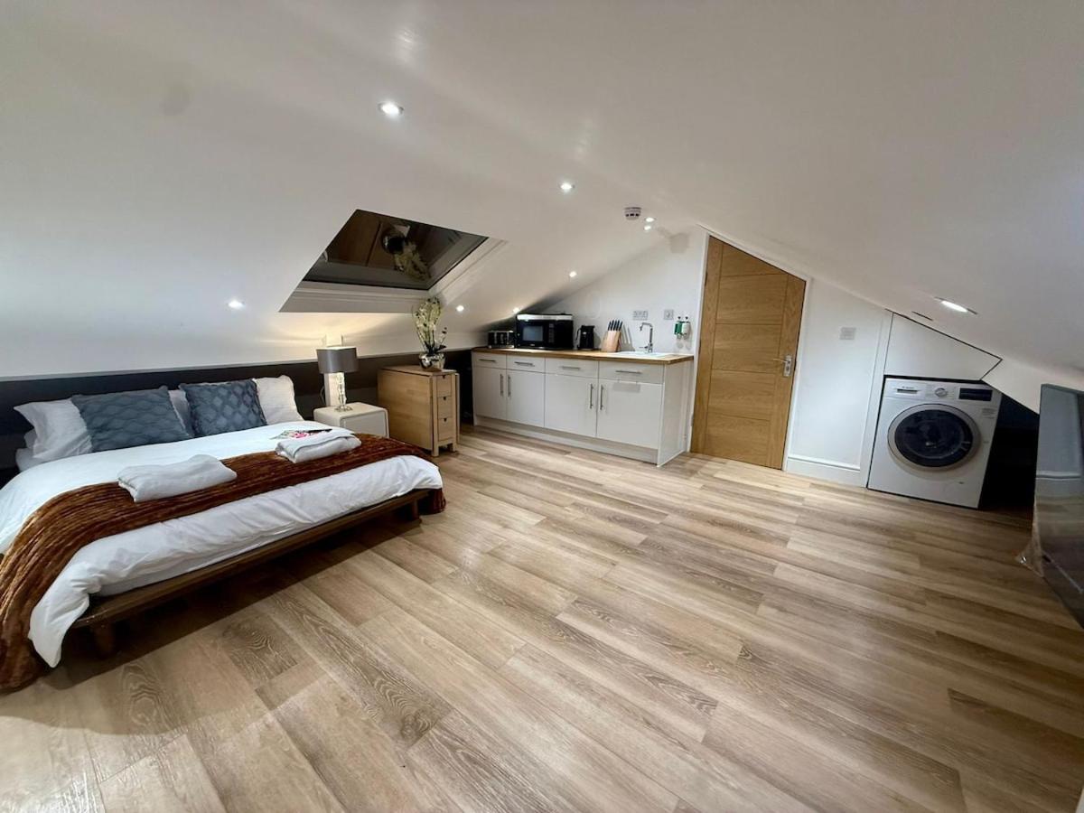 Stockwell Residences - Skyline Loft Studio - B&B London