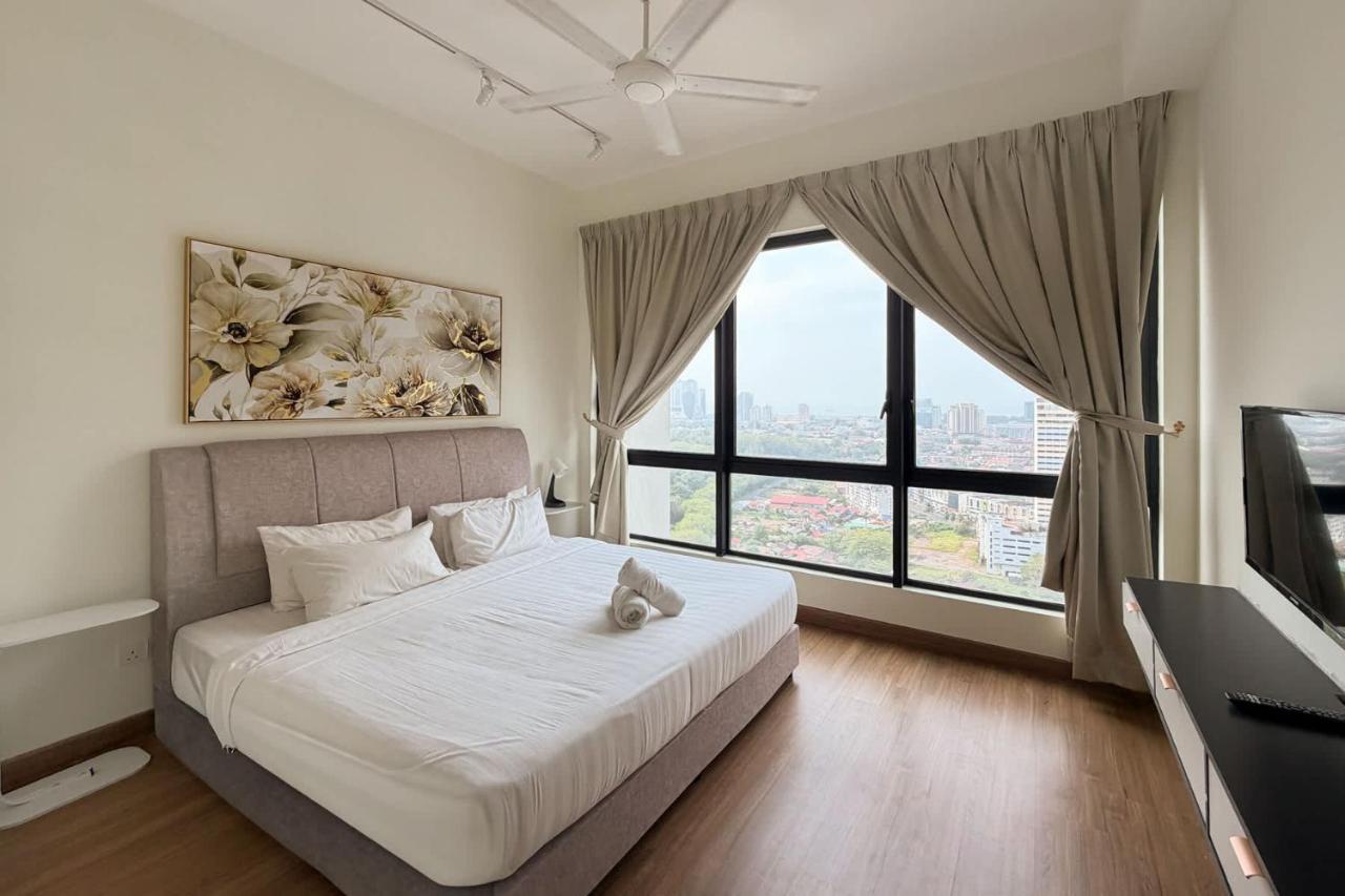 Stylish Duplex Loft Pool Near Jonker St Melaka - Chambres d'hôtes Malacca