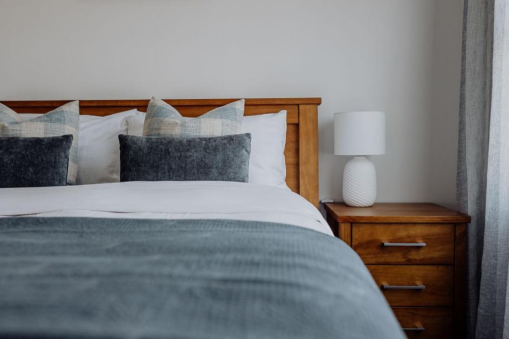 The Sundowner Beach Club Oceanfront Bliss - B&B Hokitika