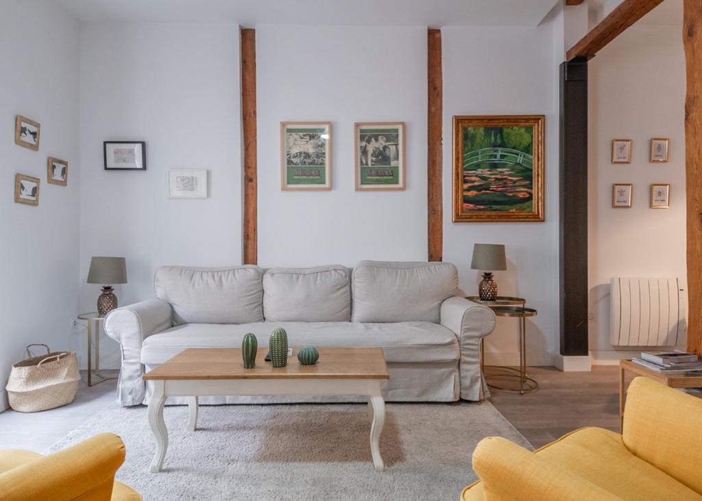 Bright and Cozy 2BD 2BT GranVia - B&B Madrid