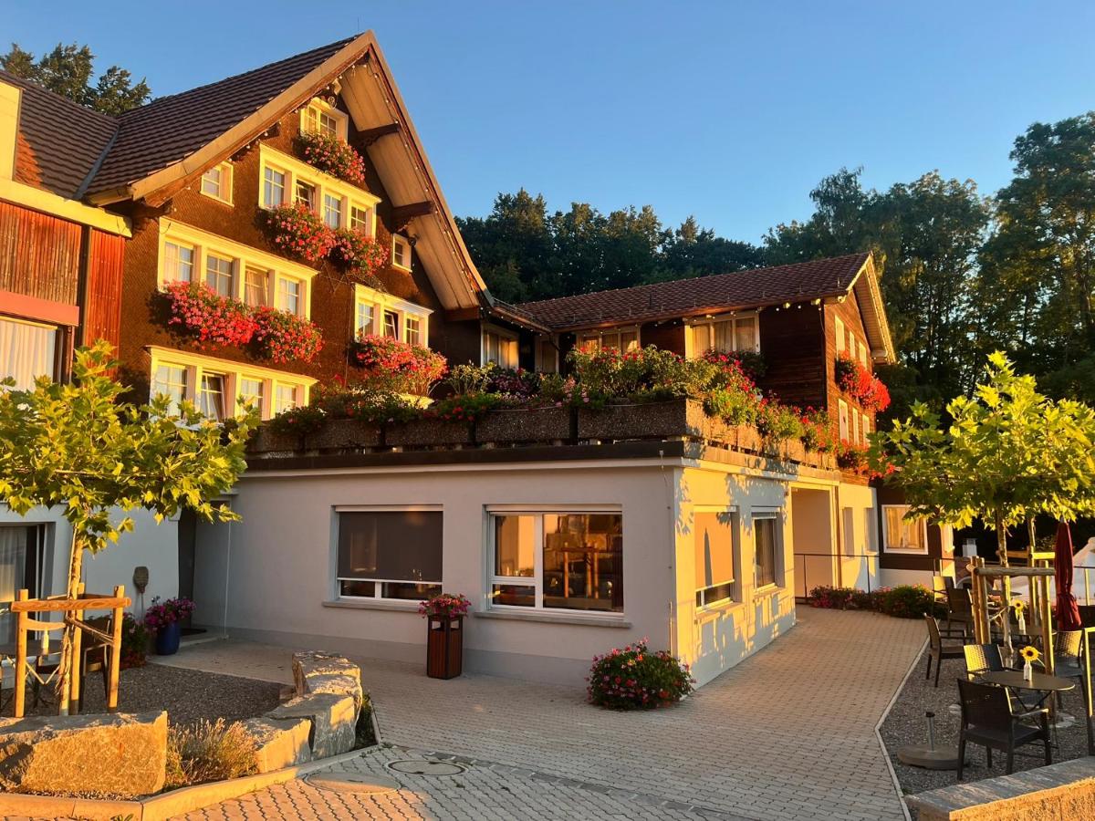 Panorama Ferien in Walzenhausen mit See und Bergblick, Willkommen bei MOVIDA - Chambres d'hôtes Walzenhausen