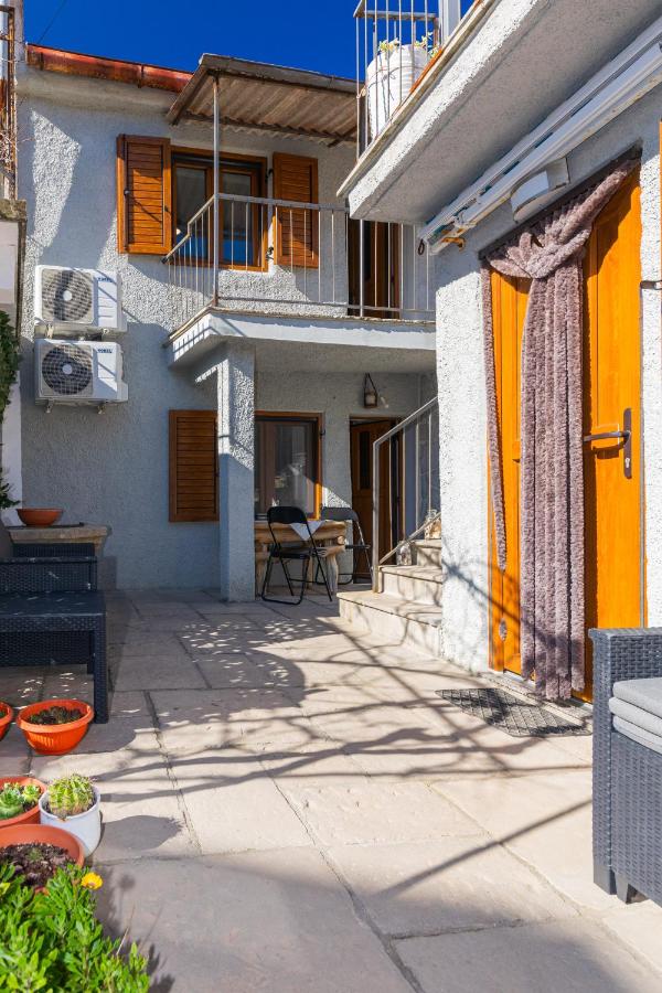 Apartment Galija, Punat historical center - B&B Punat