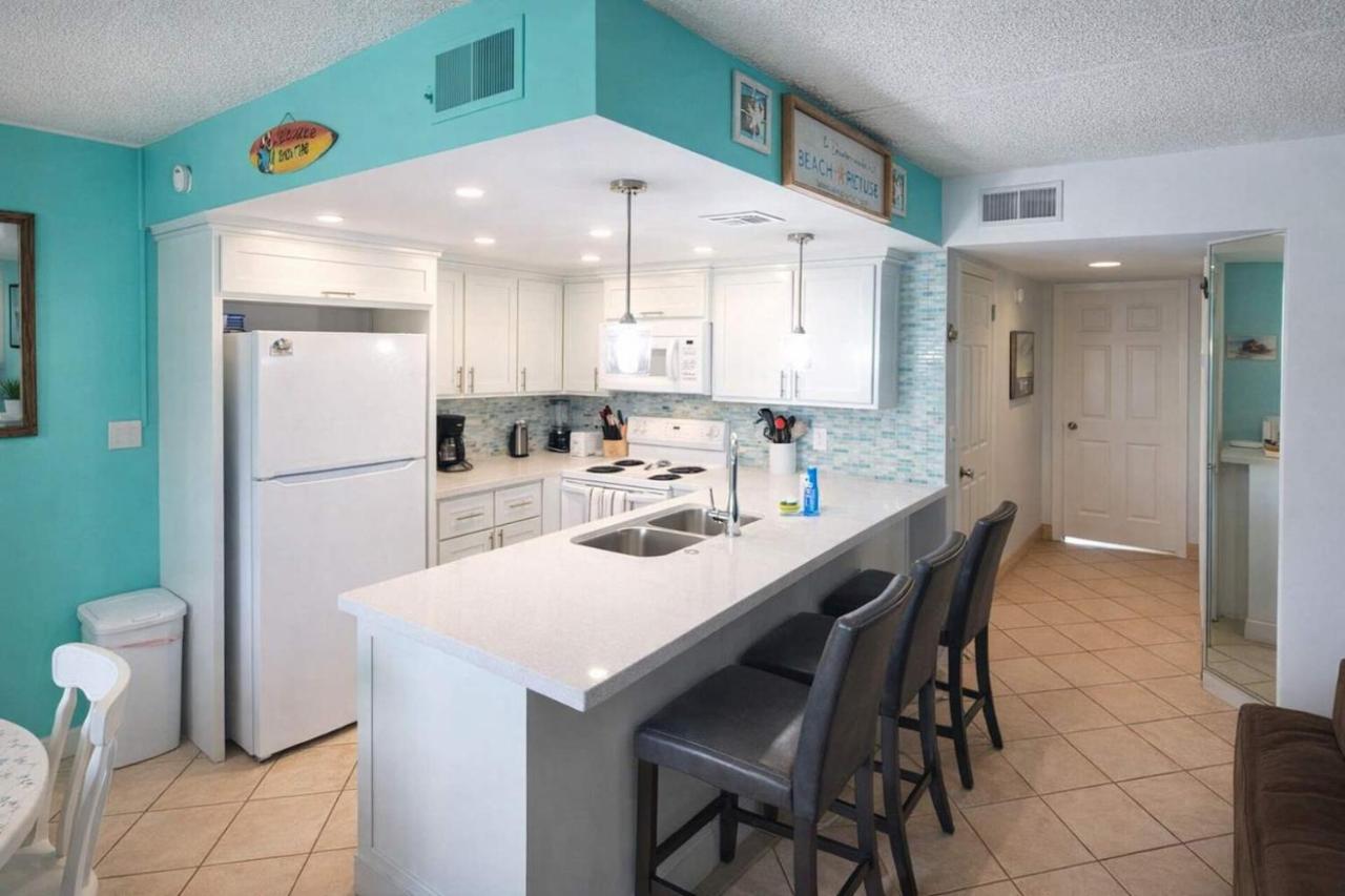 Max Walkable Location 1st Floor 2 Patios - B&B South Padre Island