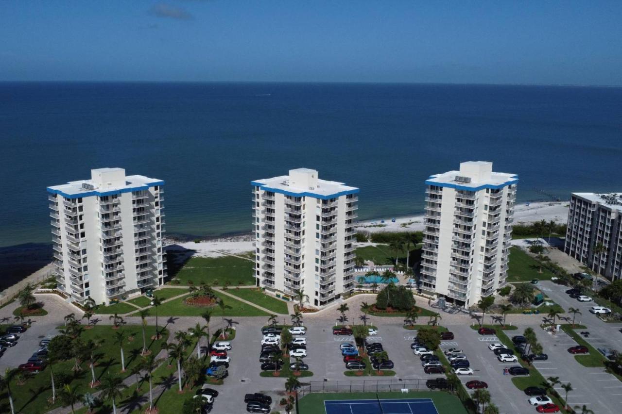 Estero Beach Tennis 807 B - B&B Fort Myers Beach