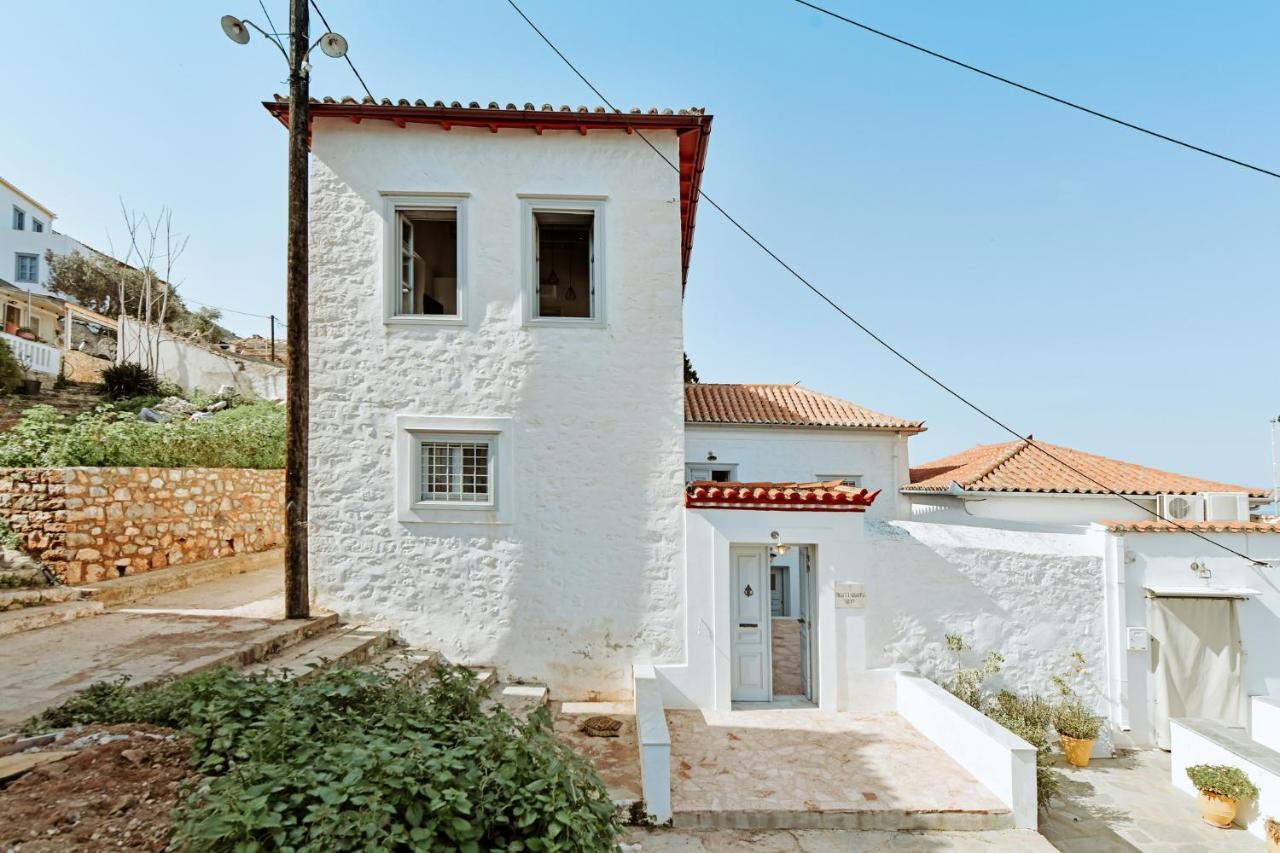 Earino apartments - Bed and Breakfast Ýdra