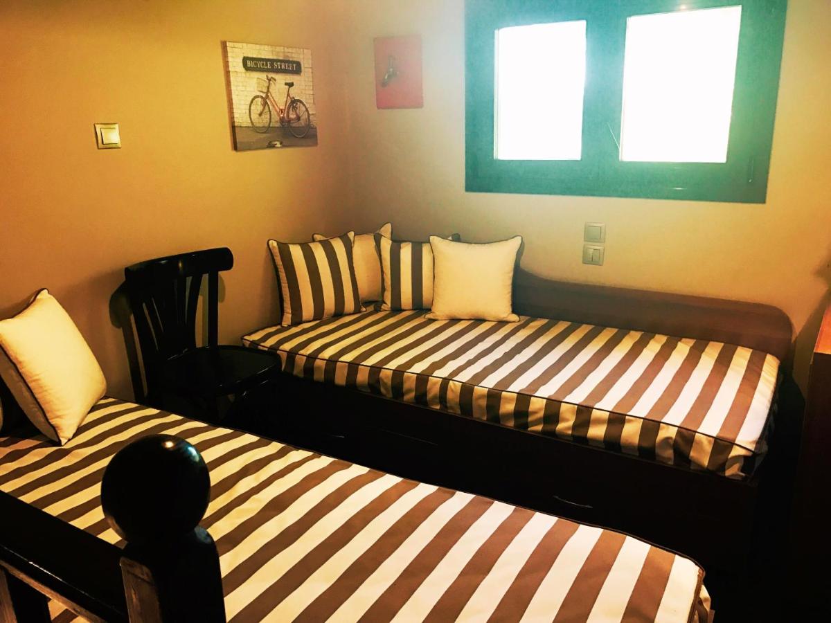 Deluxe Suite with Pool View