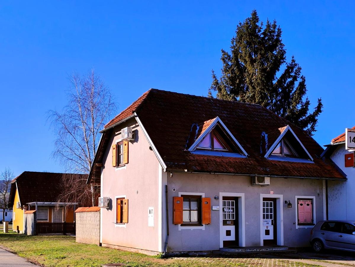 See You House, Terme Catez 153