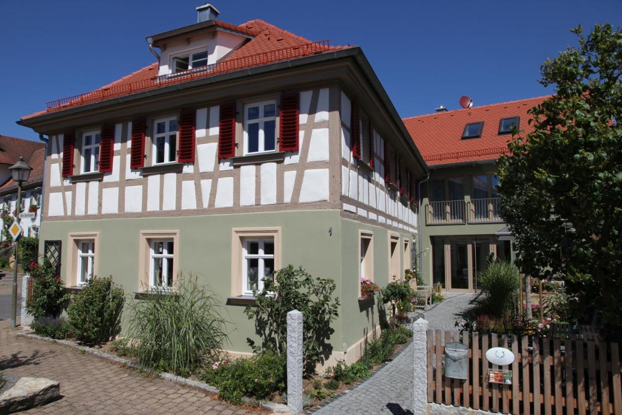 B&B Geisfeld - Luisenhof - Bed and Breakfast Geisfeld