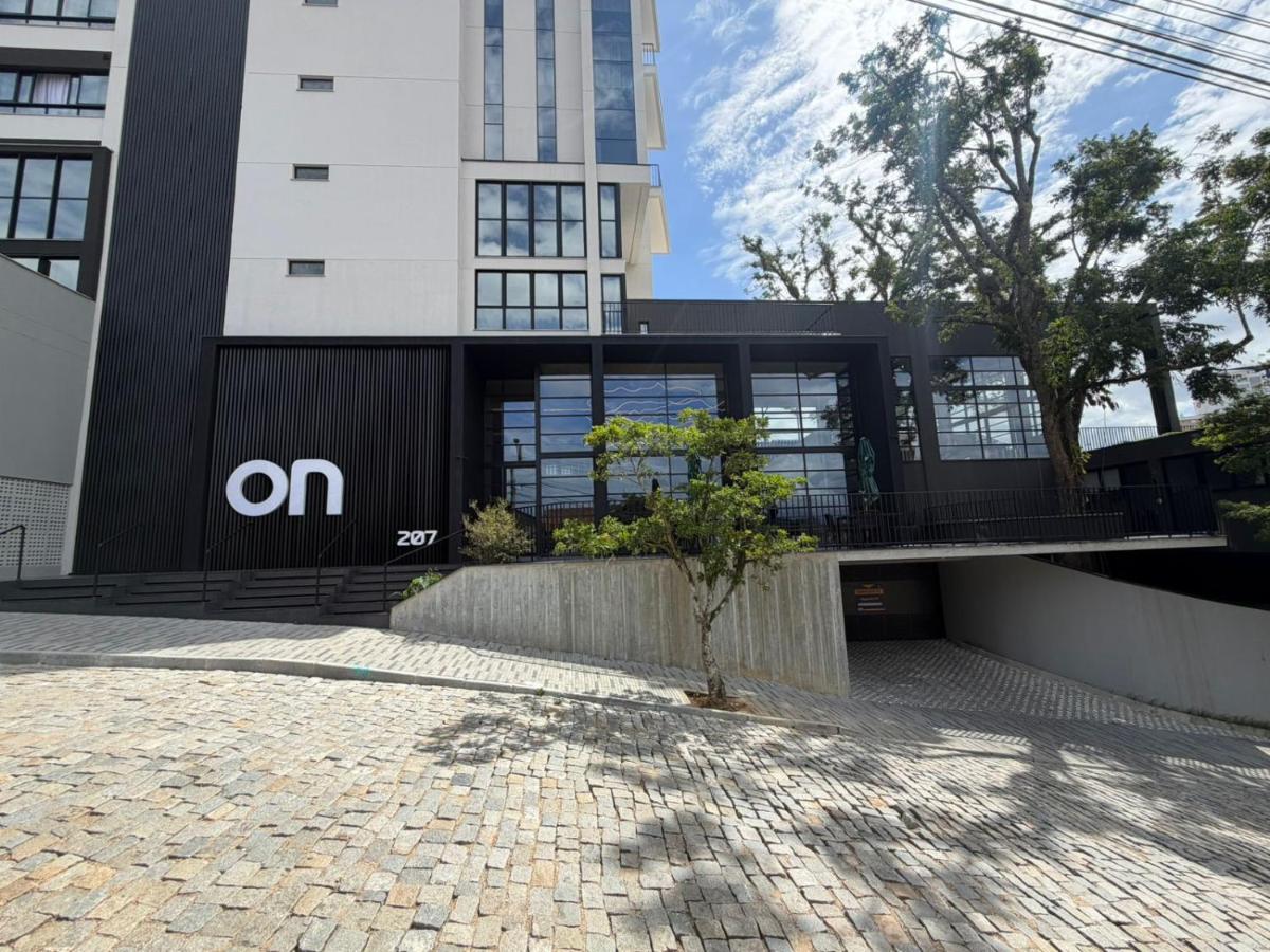 ON Smart Lofts - 3 min a pé da Oktoberfest com cama Queen - Ferienwohnung Blumenau