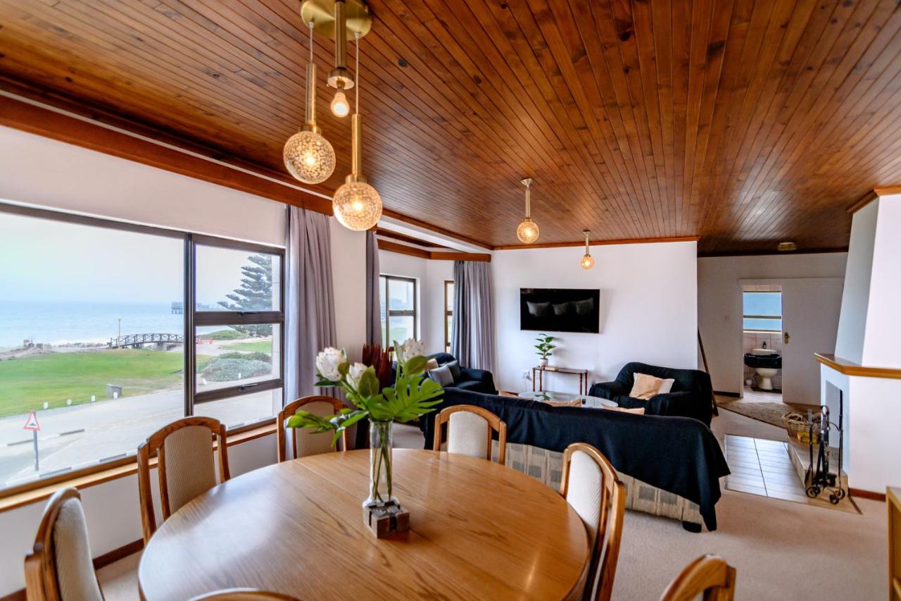 Ocean Wave No.1 Self Catering - Chambres d’hôtes Swakopmund