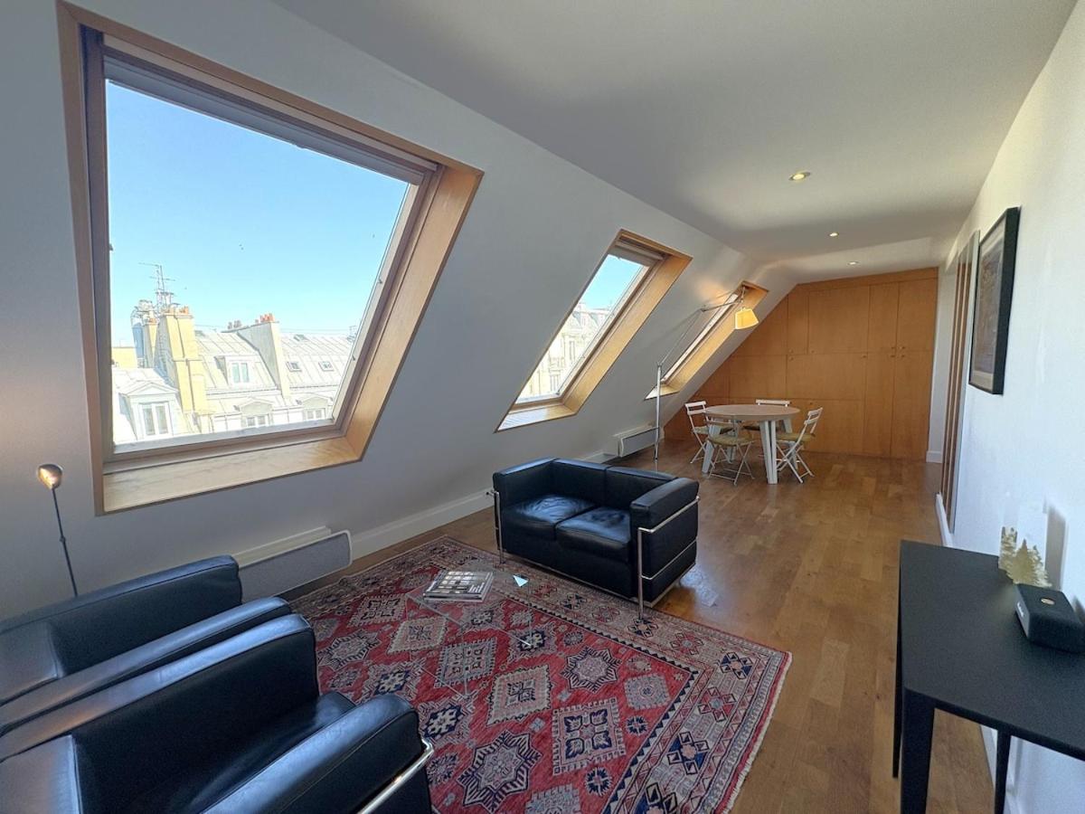 Topfloor apartment between Le Marais & Montorgueil - B&B Parigi