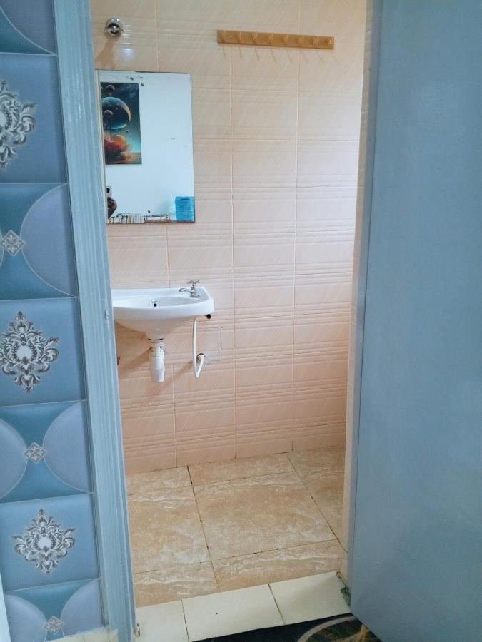 CBD Luxe Studio - Near Westside Mall - B&B Nakuru