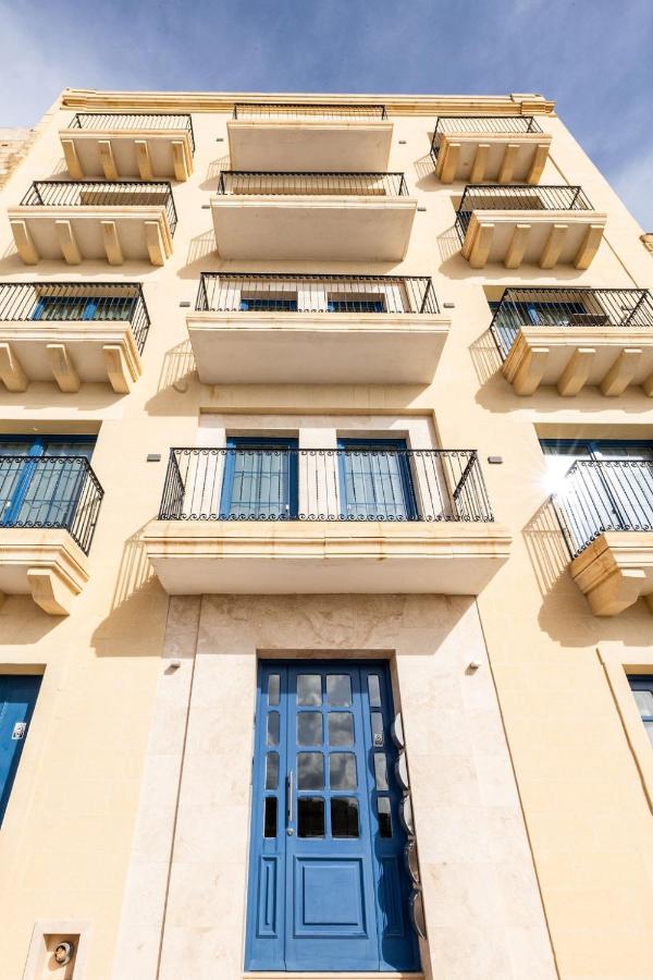 V86 - Charming 1 Bedroom Isla Duplex Apt with Harbour Views - Chambres d'hôtes Senglea
